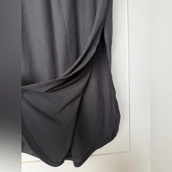 Black Ribbed Skirt - Picture 4 of 6